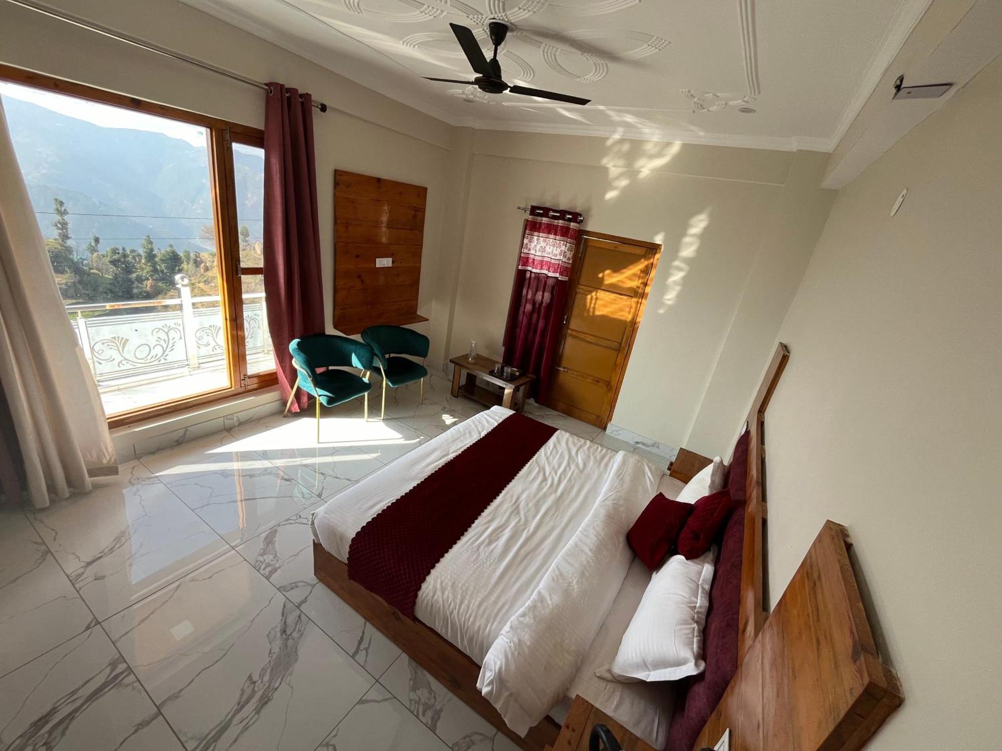 Himalayan Hill Top Resort Kanatal Exterior photo